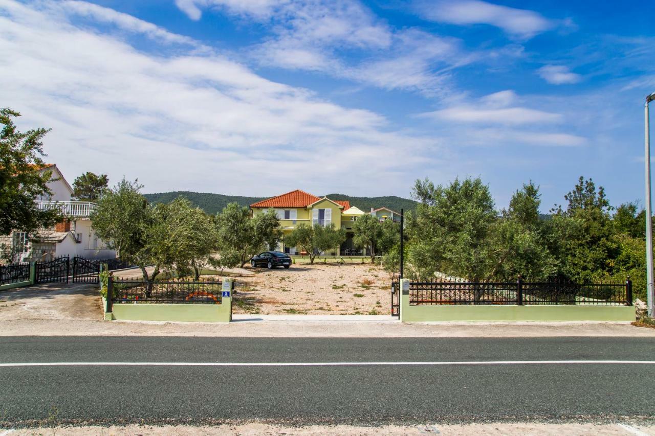 Vila Lukrecija Drače Exterior foto